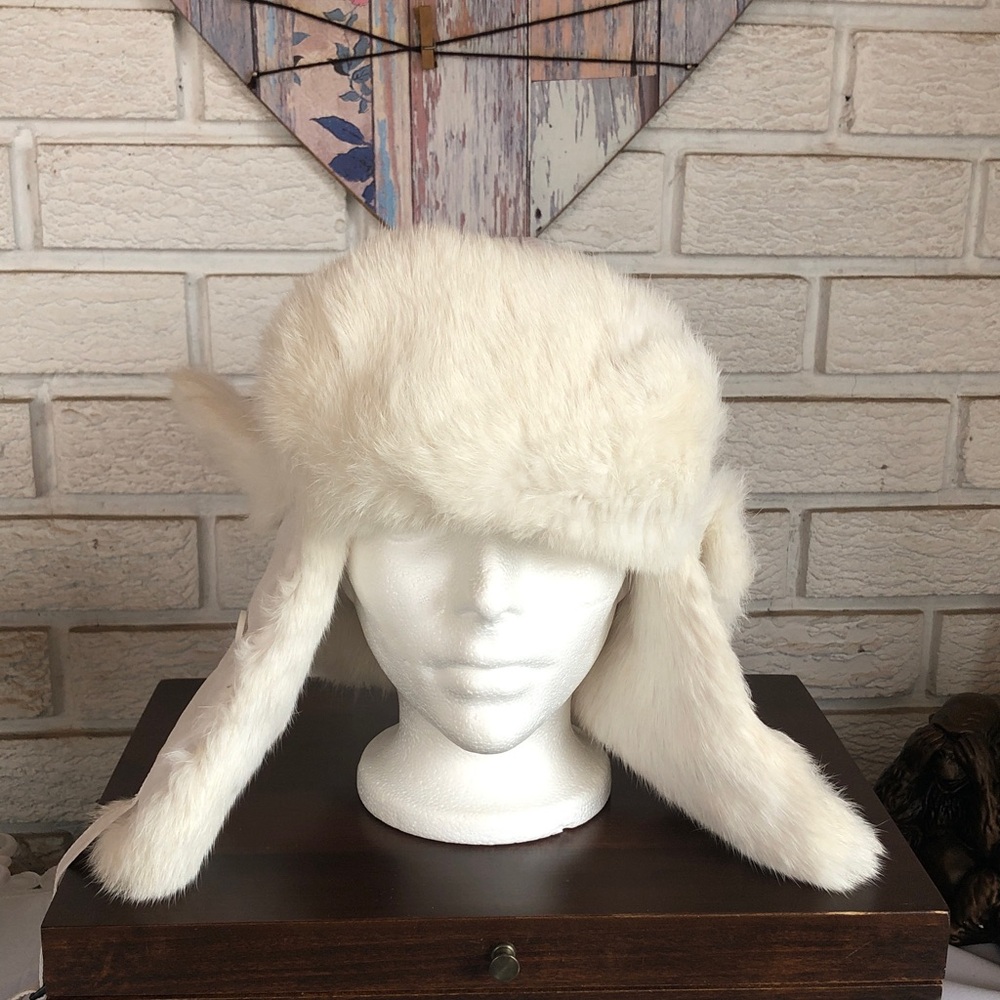 Crown Cap Winnipeg Genuine Fur Trapper  hat